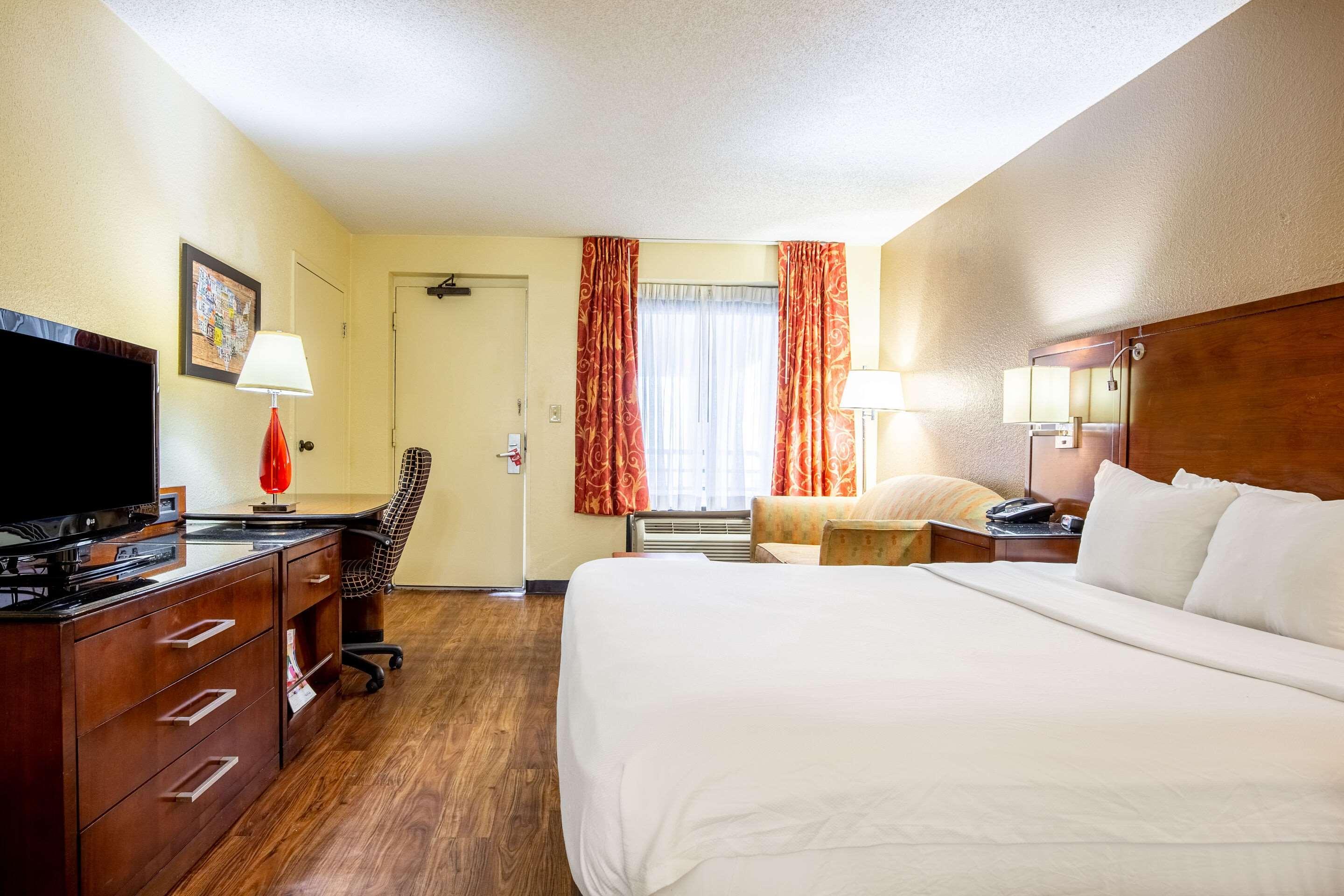 Econo Lodge Naval Station נורפולק מראה חיצוני תמונה