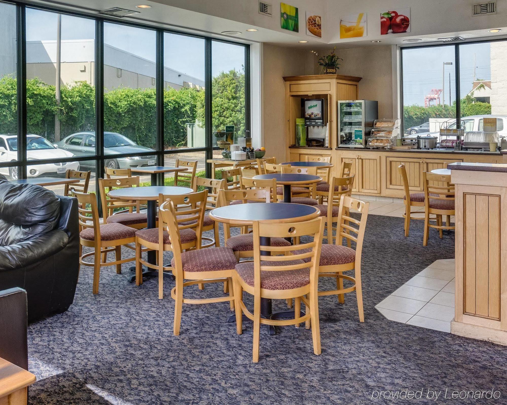 Econo Lodge Naval Station נורפולק מראה חיצוני תמונה