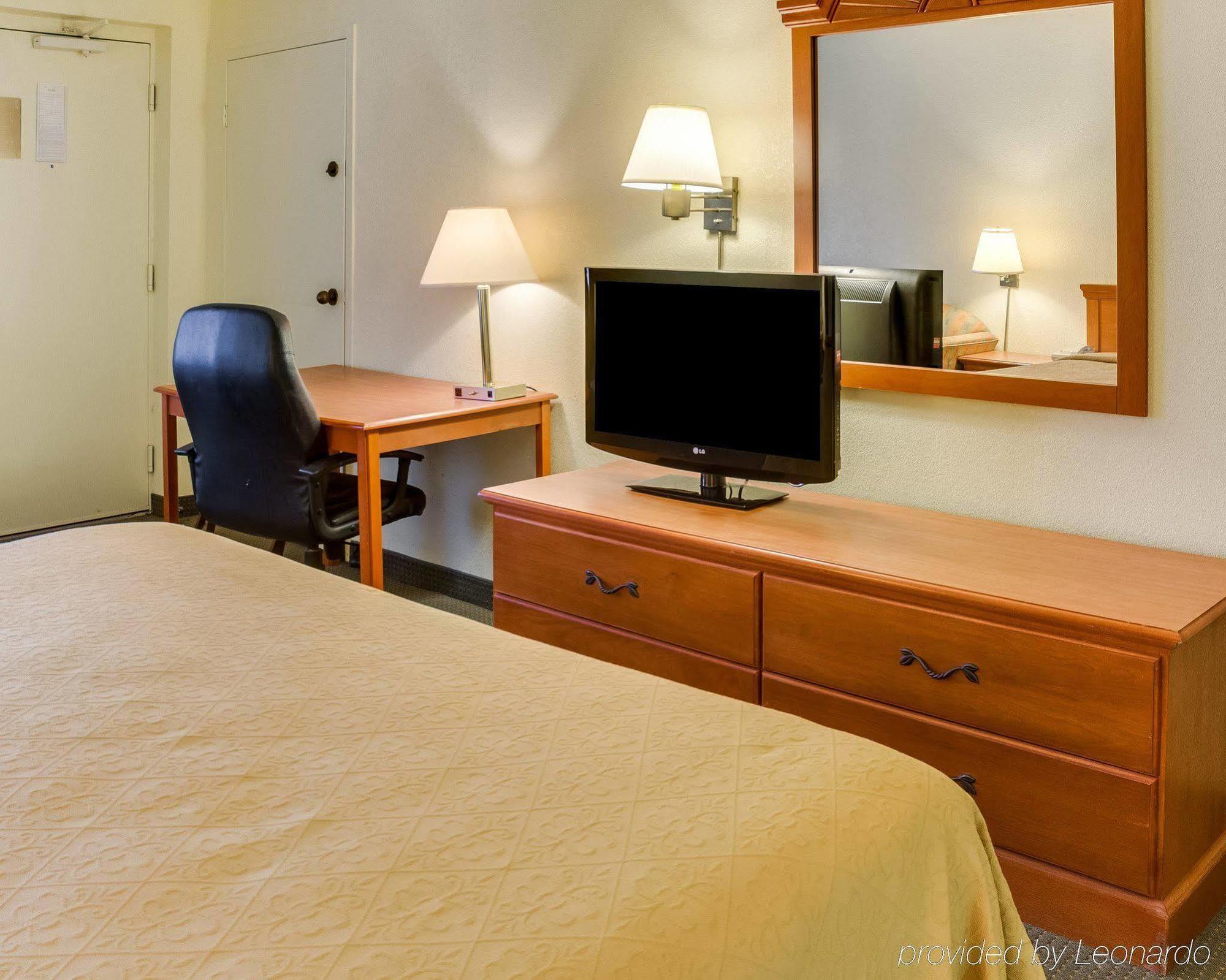 Econo Lodge Naval Station נורפולק מראה חיצוני תמונה